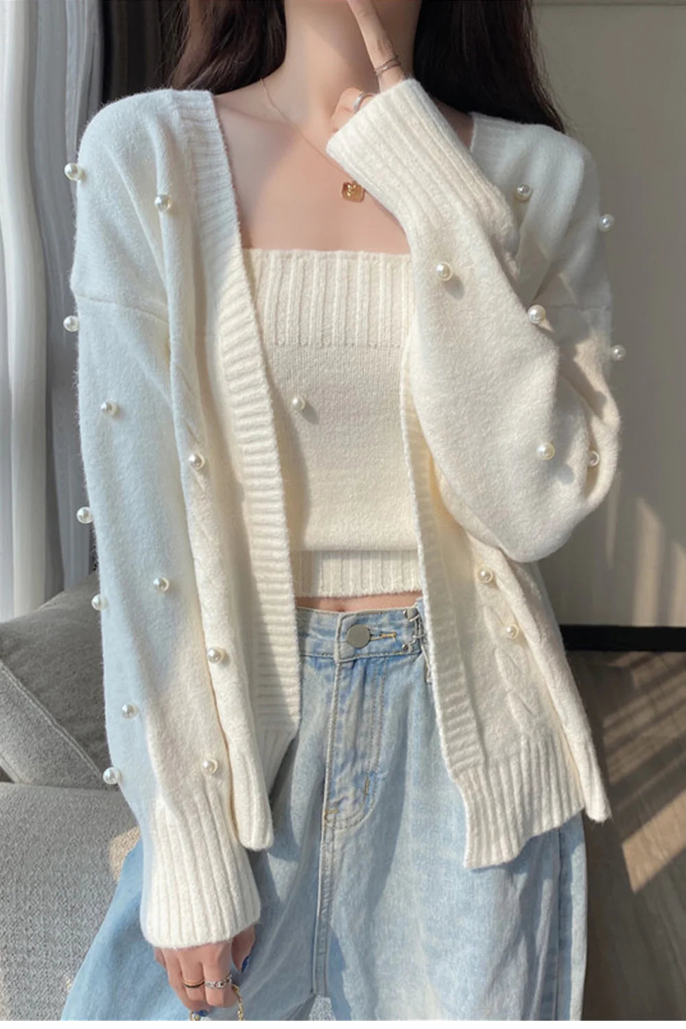 Pearl Style Knitted Cardigan Sweater     S2742