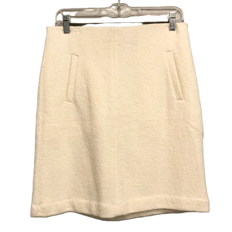 Skirt Mini & Short By Ann Taylor In Cream, Size: 6