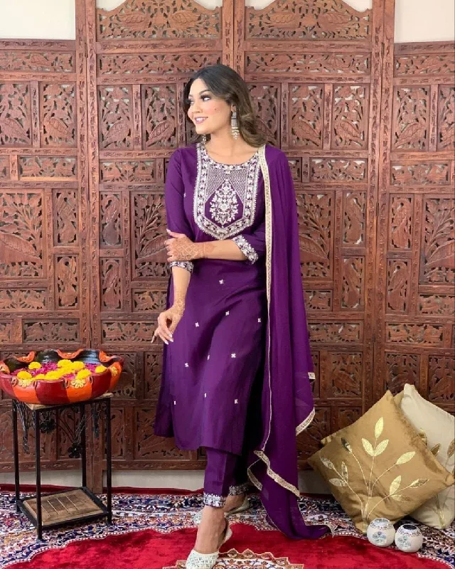 Purple Embroidered Kurti with Dupatta and Plazzo